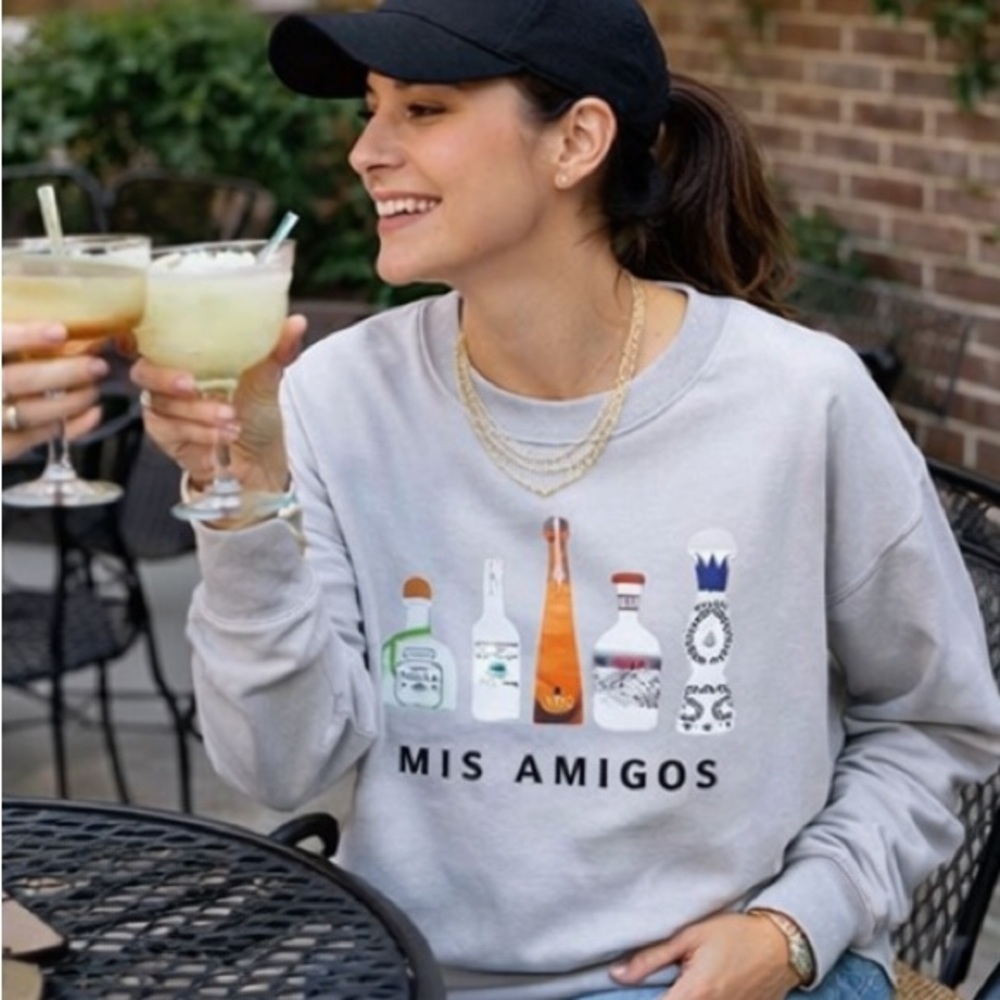 Mis Amigos Tequila Sweatshirt Fleece Tan Sweatshirt Long Sleeve Sz Medium - Picture 8 of 8